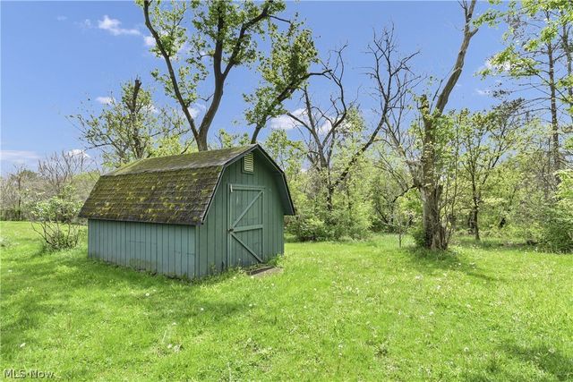 2822 Joseph Pky, Brunswick, OH 44212