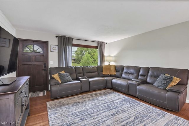2822 Joseph Pky, Brunswick, OH 44212