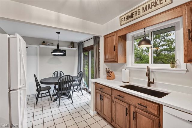 2822 Joseph Pky, Brunswick, OH 44212