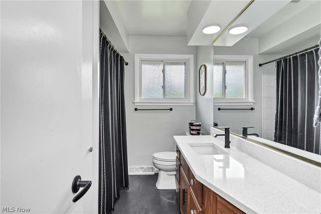 2822 Joseph Pky, Brunswick, OH 44212