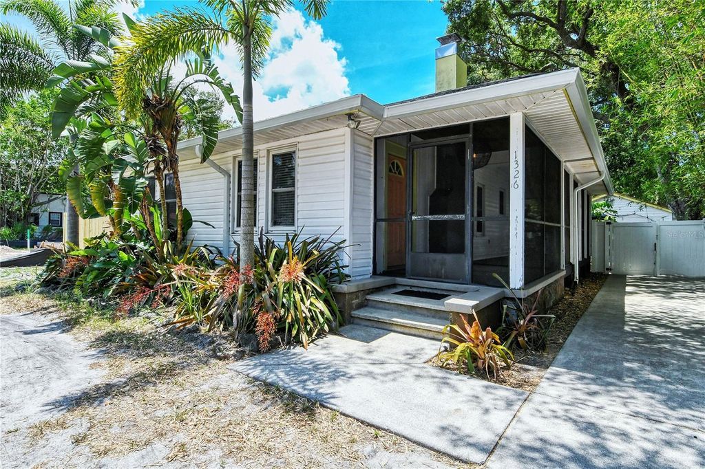 1326 17TH STREET, Sarasota, FL 34234
