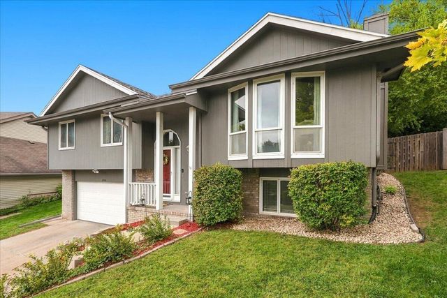 154 WOODBURY Circle, Council Bluffs, IA 51503