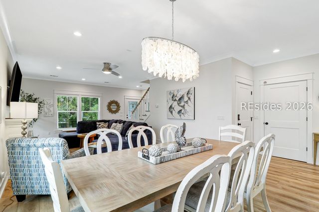 8 Moonshell Rd, Hilton Head Island, SC 29928