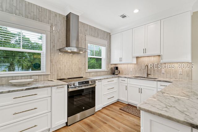 8 Moonshell Rd, Hilton Head Island, SC 29928