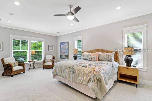 8 Moonshell Rd, Hilton Head Island, SC 29928
