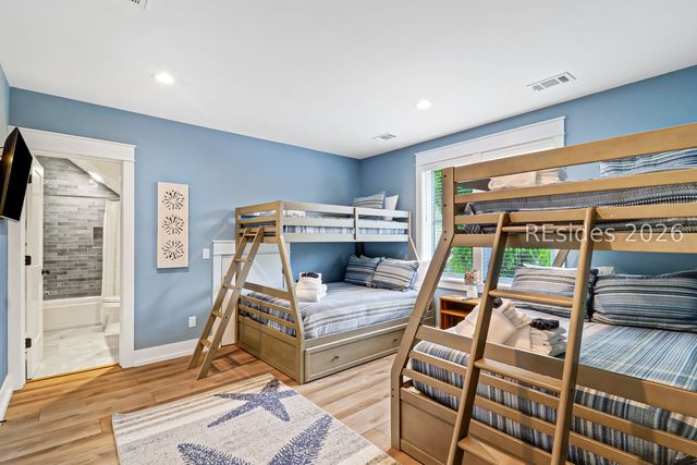 8 Moonshell Rd, Hilton Head Island, SC 29928