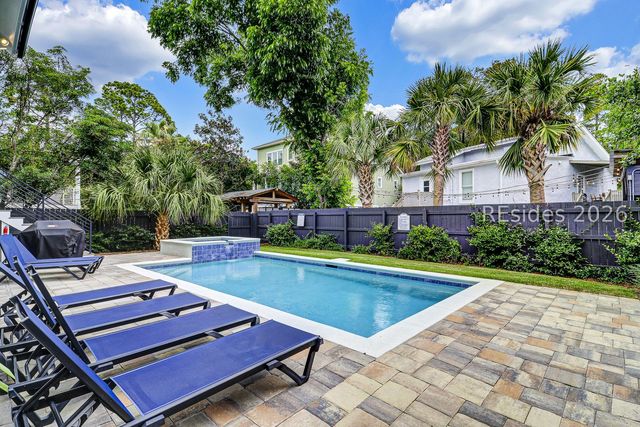 8 Moonshell Rd, Hilton Head Island, SC 29928