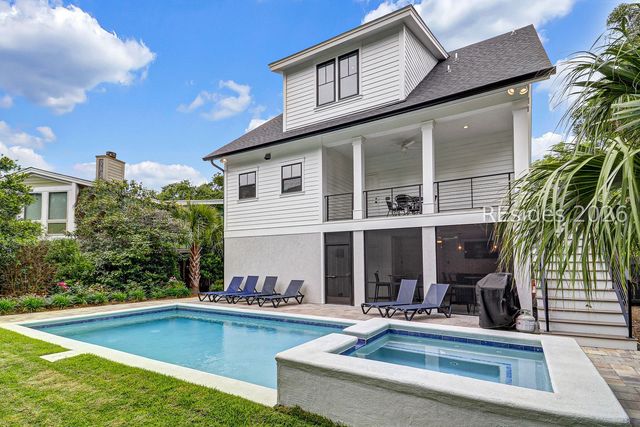 8 Moonshell Rd, Hilton Head Island, SC 29928