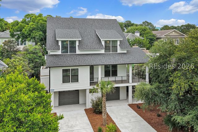 8 Moonshell Rd, Hilton Head Island, SC 29928