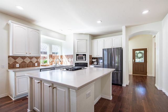 2345 Falcon Point Drive, Frisco, TX 75033