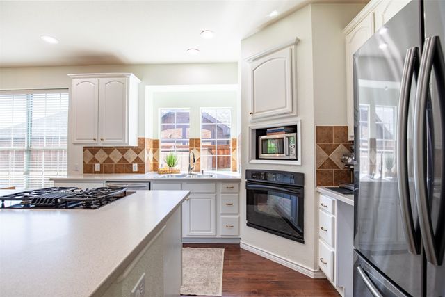 2345 Falcon Point Drive, Frisco, TX 75033