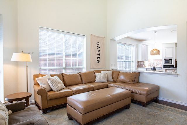 2345 Falcon Point Drive, Frisco, TX 75033