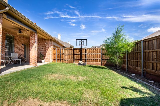 2345 Falcon Point Drive, Frisco, TX 75033