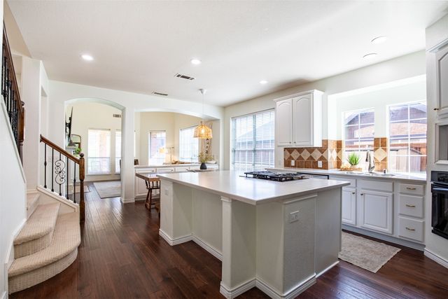 2345 Falcon Point Drive, Frisco, TX 75033