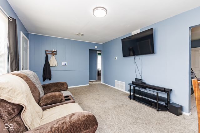 1914 E 24th Street, Muncie, IN 47302