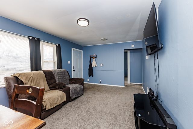 1914 E 24th Street, Muncie, IN 47302