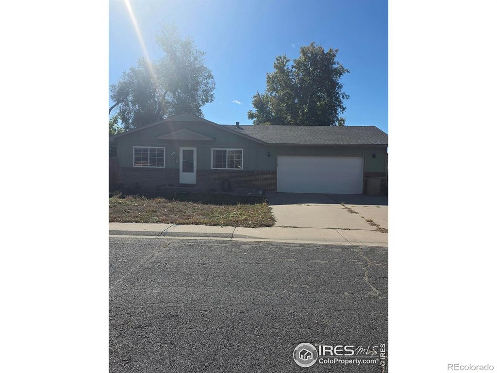 1114 Longview Drive, Fort Lupton, CO 80621