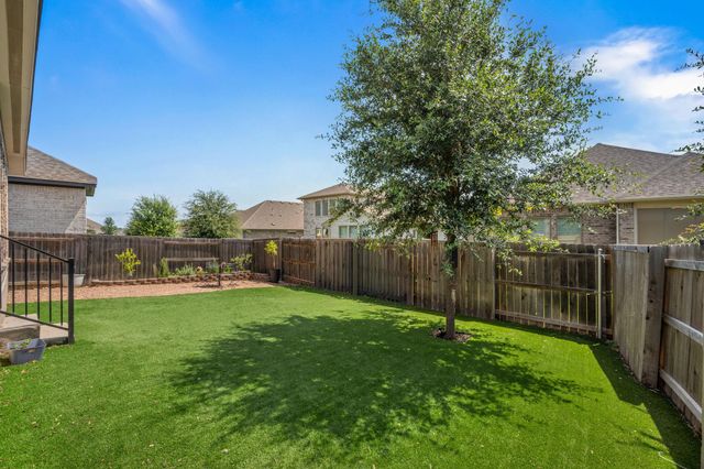 343 Eagle Ford DR, Kyle, TX 78640
