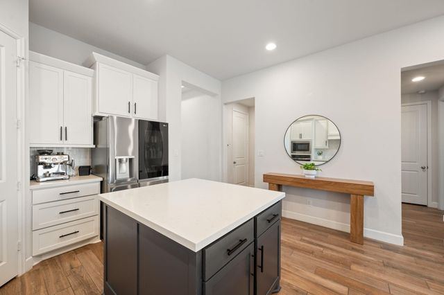 343 Eagle Ford DR, Kyle, TX 78640