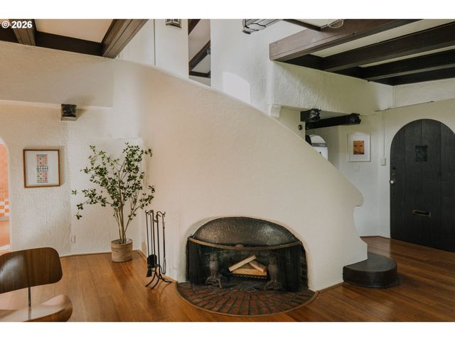 4254 Se SCHILLER St, Portland, OR 97206