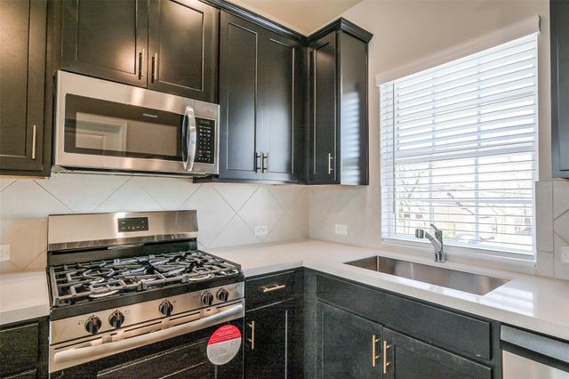 6502 New York Street, Houston, TX 77021