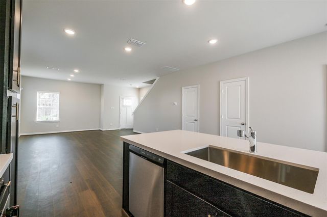 6502 New York Street, Houston, TX 77021