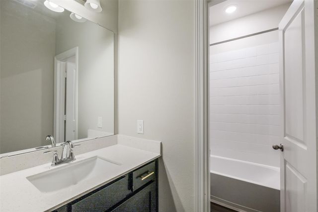 6502 New York Street, Houston, TX 77021