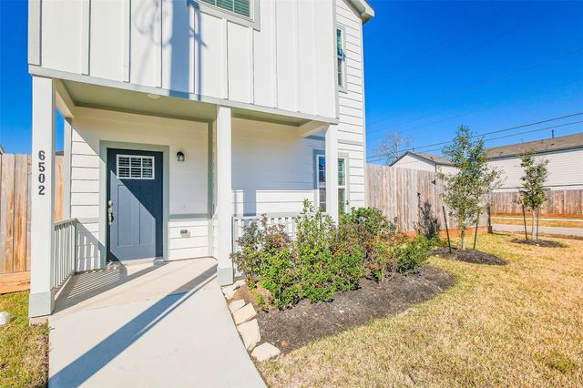6502 New York Street, Houston, TX 77021