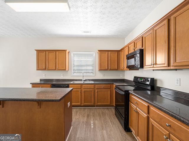 1087 Crown Landing Parkway, Mcdonough, GA 30252