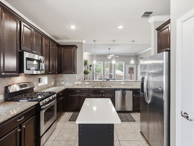 1008 Park Meadow Lane, Mckinney, TX 75071