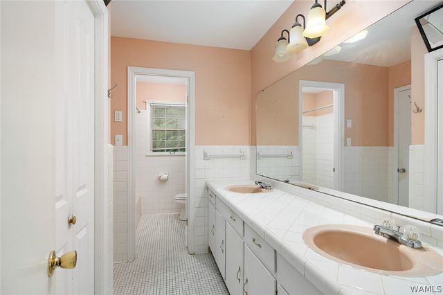 4906 Emerald Bay, Northport, AL 35473