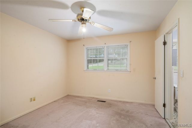 4906 Emerald Bay, Northport, AL 35473