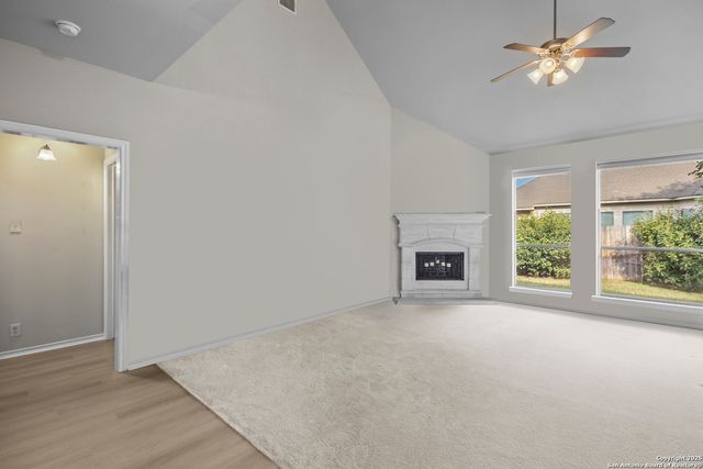 2985 Prairie, Seguin, TX 78155