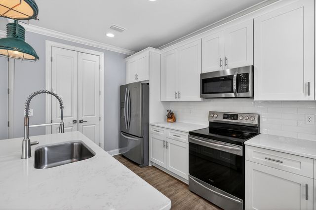 90 N Zander Way, Santa Rosa Beach, FL 32459