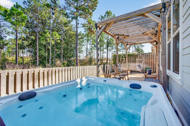 90 N Zander Way, Santa Rosa Beach, FL 32459