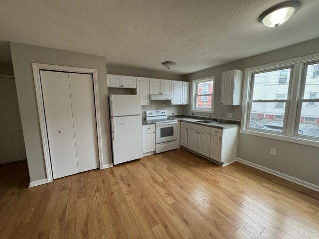 138 Franklin St 3, Lynn, MA 01902