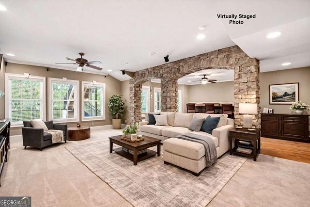 6380 Lake Oak Landing, Cumming, GA 30040