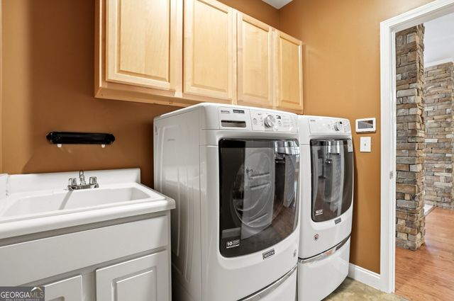 6380 Lake Oak Landing, Cumming, GA 30040