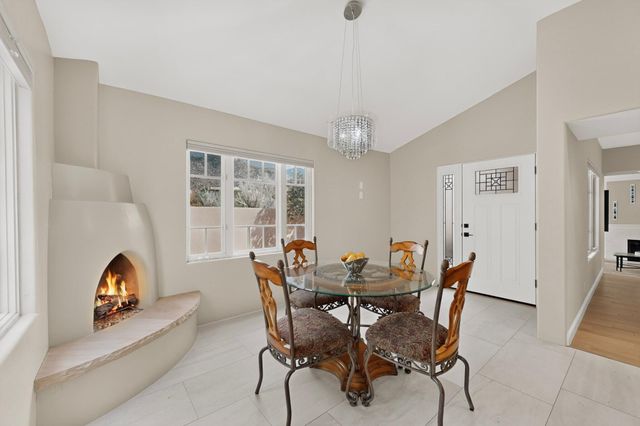 6101 Buffalo Grass Court NE, Albuquerque, NM 87111