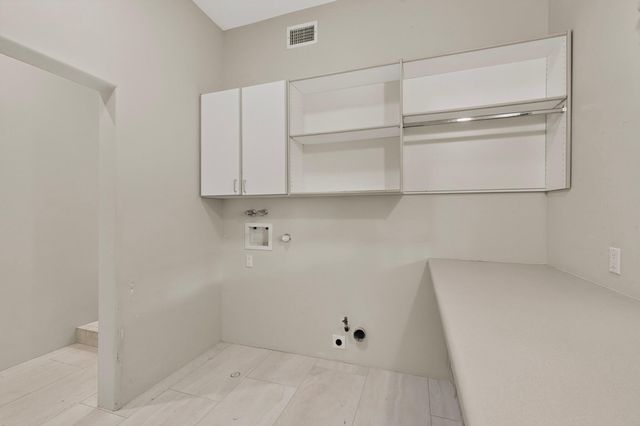 6101 Buffalo Grass Court NE, Albuquerque, NM 87111