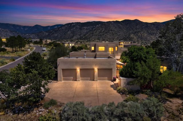 6101 Buffalo Grass Court NE, Albuquerque, NM 87111