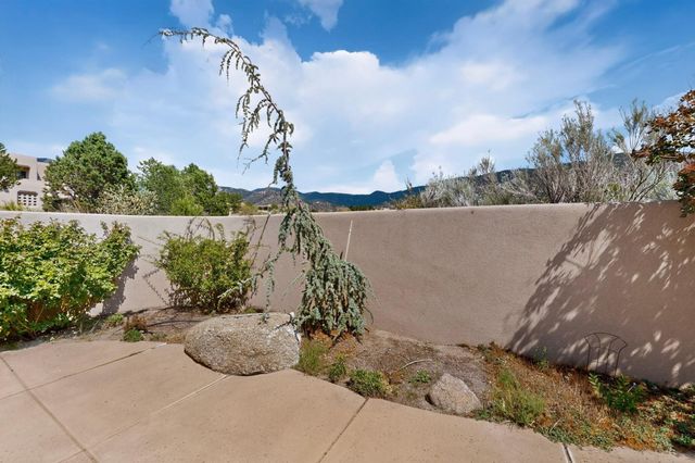6101 Buffalo Grass Court NE, Albuquerque, NM 87111