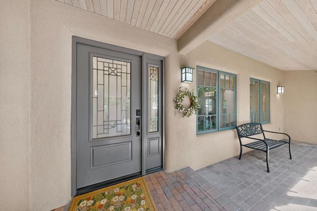 6101 Buffalo Grass Court NE, Albuquerque, NM 87111