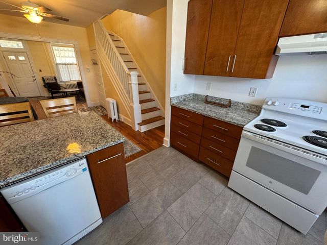 1212 COX ST, Baltimore, MD 21211