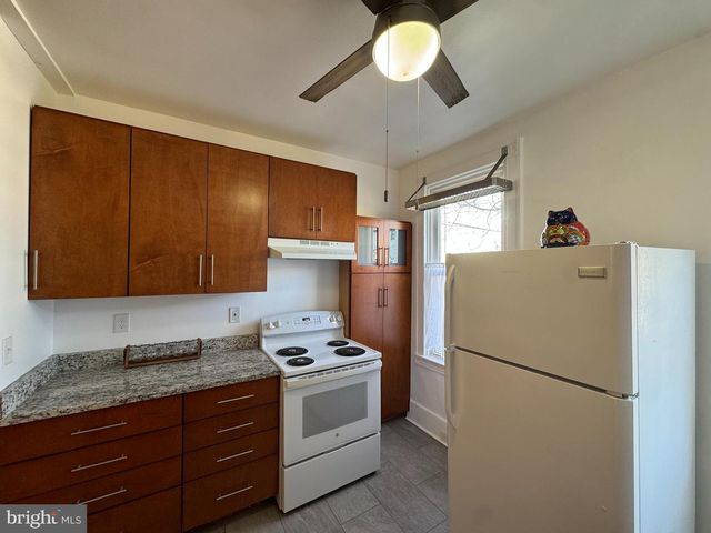 1212 COX ST, Baltimore, MD 21211