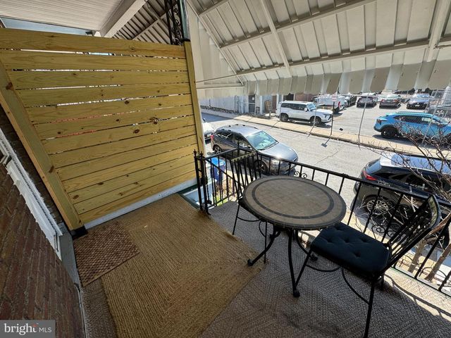 1212 COX ST, Baltimore, MD 21211