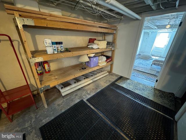 1212 COX ST, Baltimore, MD 21211