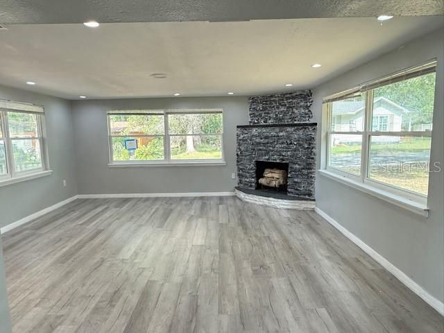 406 ZOLLER STREET, Brooksville, FL 34601