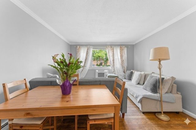 20 Auna Dr 7, Brockton, MA 02301
