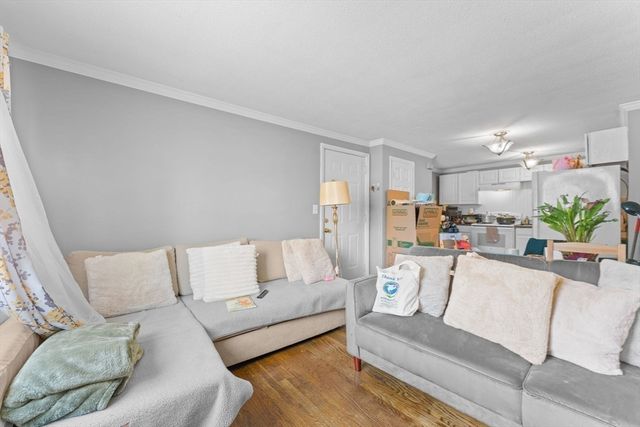 20 Auna Dr 7, Brockton, MA 02301